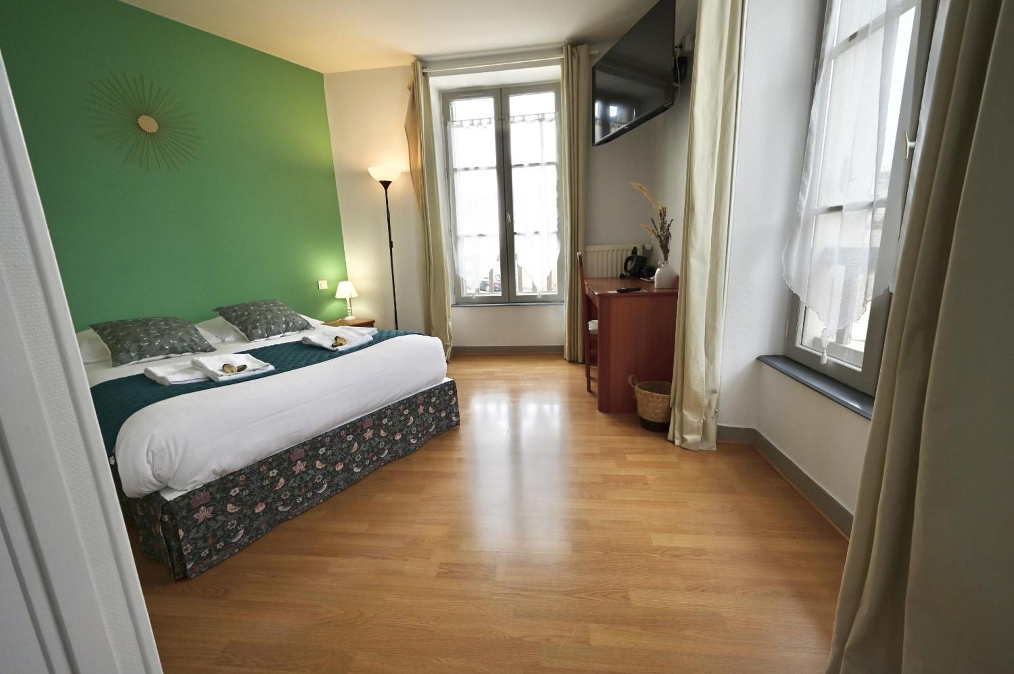 Hotel La Cuisine Des Lulus Montainville  外观 照片
